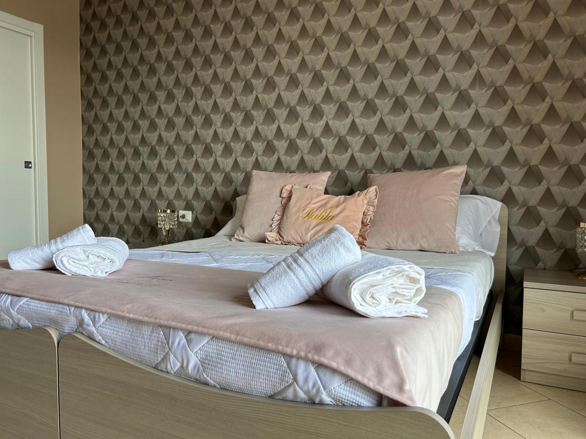 Home Elisabet Naples Luaran gambar