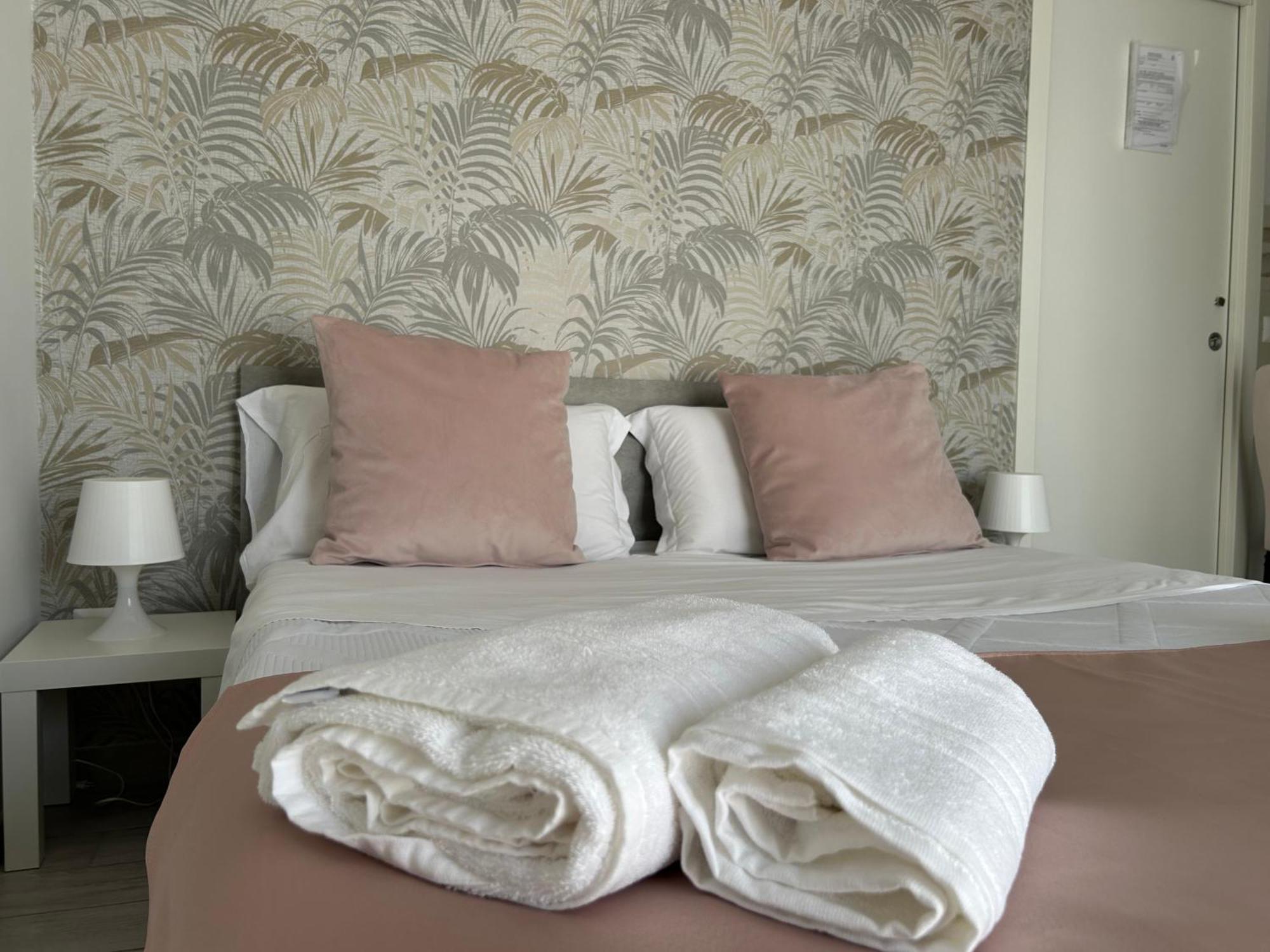Home Elisabet Naples Luaran gambar