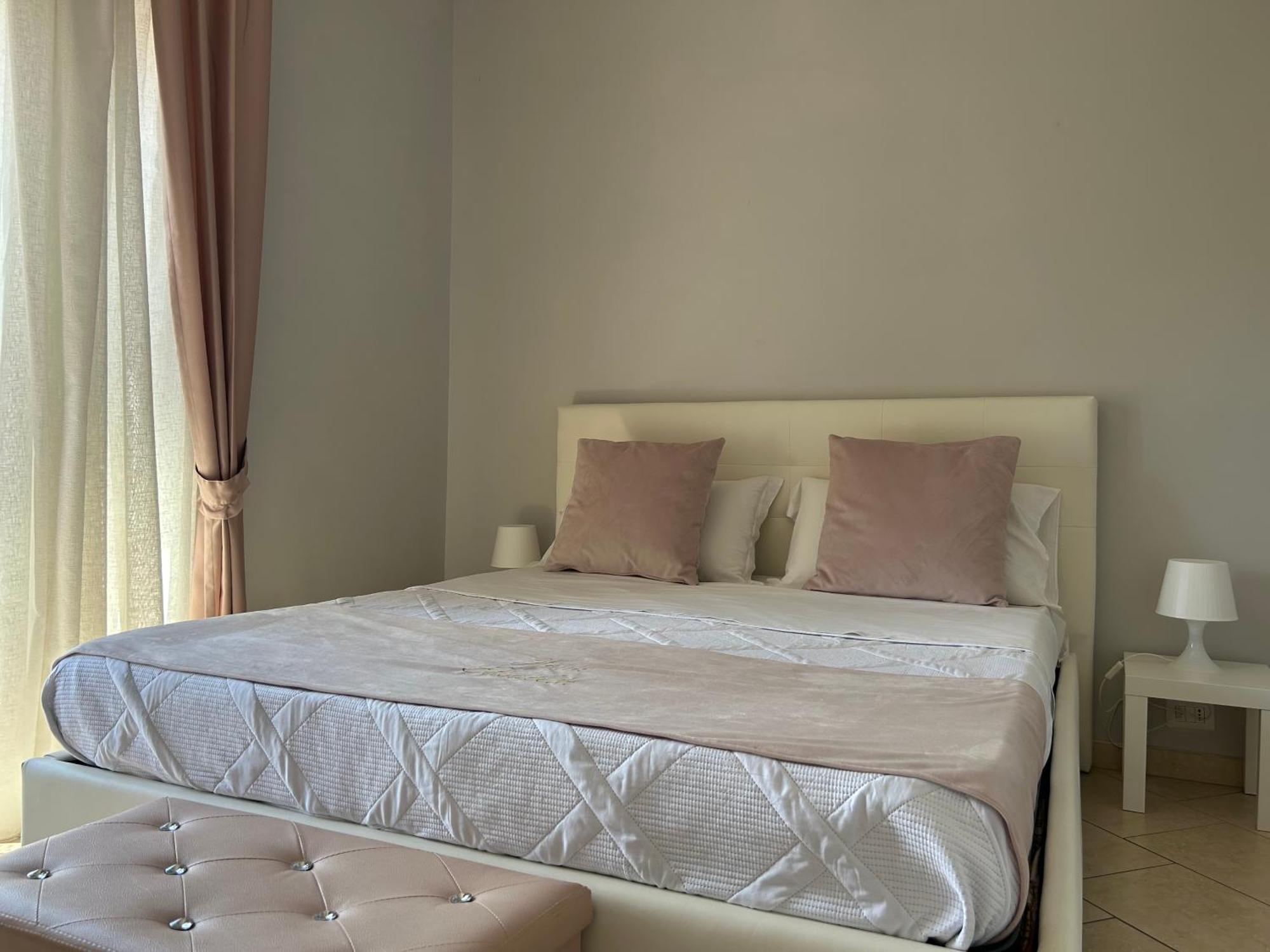 Home Elisabet Naples Luaran gambar