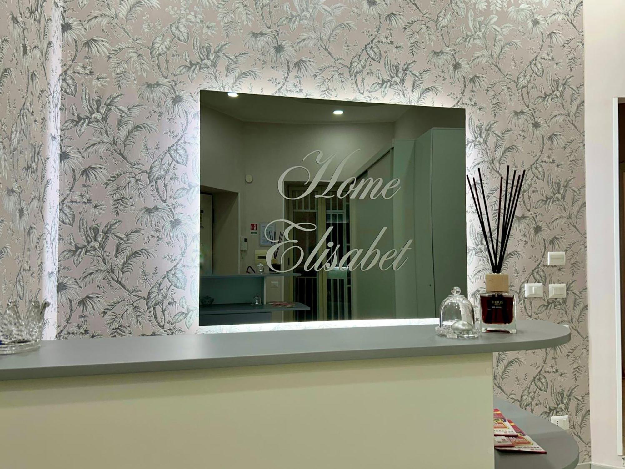 Home Elisabet Naples Luaran gambar